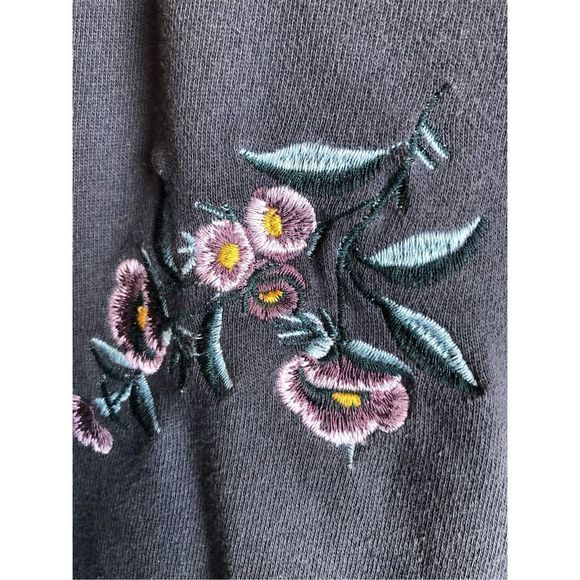 Jolt Embroidered Tie Waist Crop Sweatshirt size M - Picture 5 of 10